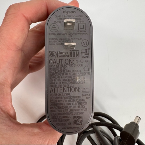 Genuine Dyson Battery Charger AC Power Supply Adapter Cord 270576-04 - Picture 3 of 3